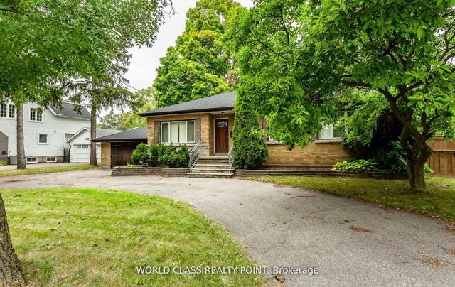 485 Rebecca St, House detached with 3 bedrooms, 2 bathrooms and 10 parking in Oakville ON | Image 1