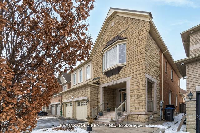 36 Quatro Cres, House detached with 4 bedrooms, 5 bathrooms and 6 parking in Brampton ON | Image 12