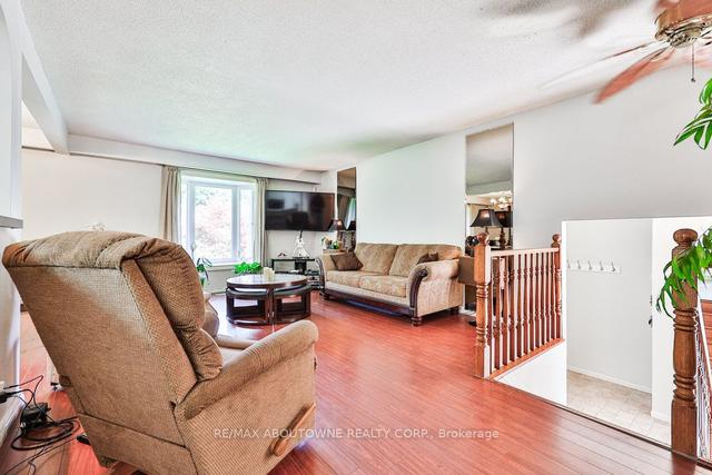 908 Partridge Dr, House detached with 2 bedrooms, 2 bathrooms and 6 parking in Burlington ON | Image 39