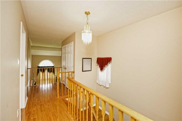 77 Clover Bloom Rd, House semidetached with 3 bedrooms, 4 bathrooms and 4 parking in Brampton ON | Image 17
