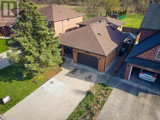 3154 Fazio Drive, House detached with 4 bedrooms, 2 bathrooms and null parking in Windsor ON | Image 2