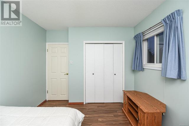 1757 Harmston Ave, House detached with 4 bedrooms, 3 bathrooms and 3 parking in Courtenay BC | Image 36