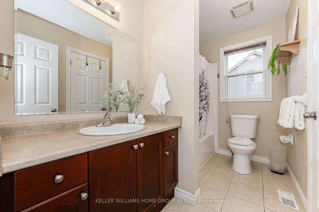 42 Atto Dr, House detached with 3 bedrooms, 3 bathrooms and 3 parking in Guelph ON | Image 17