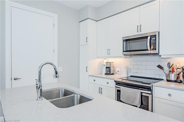 103 - 73 Arthur Street S, House attached with 3 bedrooms, 2 bathrooms and 1 parking in Guelph ON | Image 6