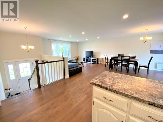 32 Massey Dr, House detached with 5 bedrooms, 2 bathrooms and null parking in Charlottetown PE | Image 5