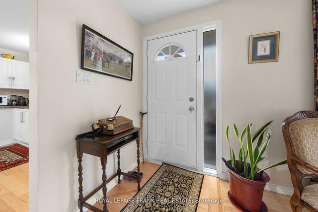 100 Colborne St W, House detached with 3 bedrooms, 2 bathrooms and 3 parking in Kawartha Lakes ON | Image 23