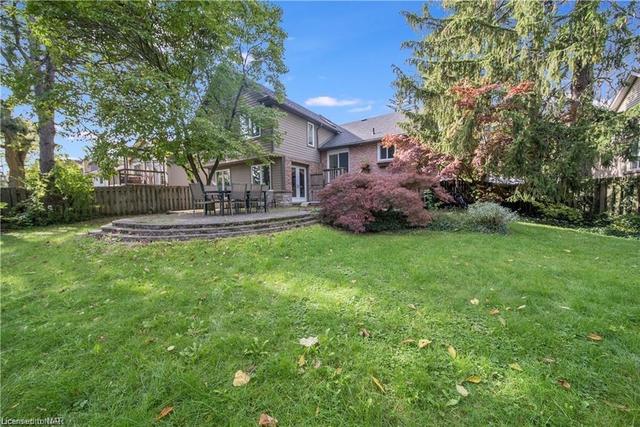 42 October Drive, House detached with 4 bedrooms, 2 bathrooms and 5 parking in St. Catharines ON | Image 26
