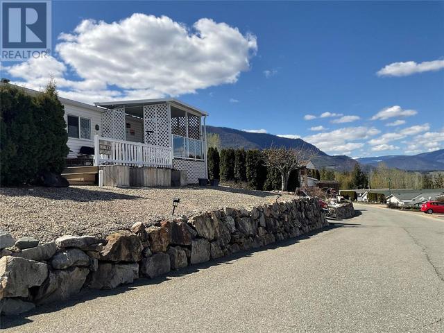 18 - 1510 Trans Canada Highway, House other with 2 bedrooms, 1 bathrooms and 3 parking in Columbia Shuswap C BC | Image 49