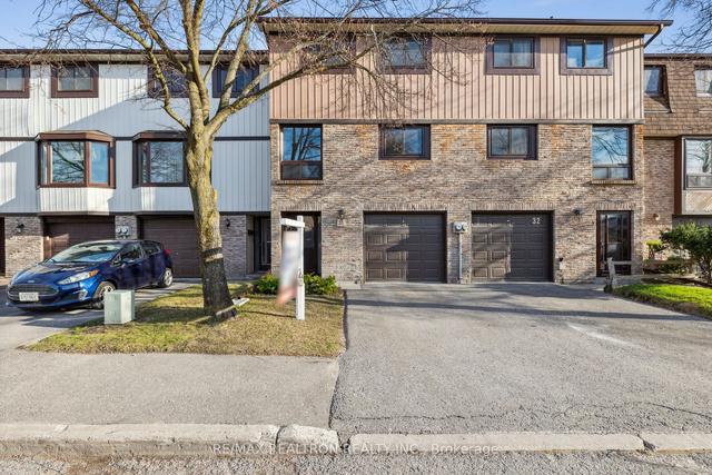 31 - 221 Ormond Dr, Townhouse with 3 bedrooms, 2 bathrooms and 2 parking in Oshawa ON | Image 7