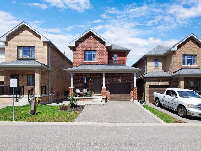 39 Bedford Estates Cres, House detached with 3 bedrooms, 2 bathrooms and 2 parking in Barrie ON | Image 1