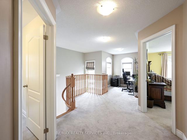 24 Bear Run Rd, House detached with 4 bedrooms, 3 bathrooms and 6 parking in Brampton ON | Image 14