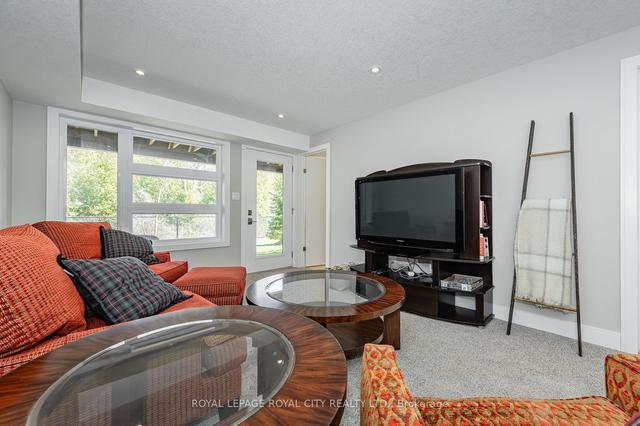 87 - 60 Arkell Rd, Townhouse with 3 bedrooms, 4 bathrooms and 2 parking in Guelph ON | Image 18