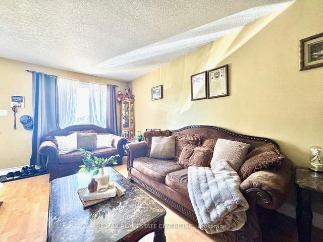 c - 799 Patterson Pl, House attached with 2 bedrooms, 2 bathrooms and 2 parking in Cambridge ON | Image 12