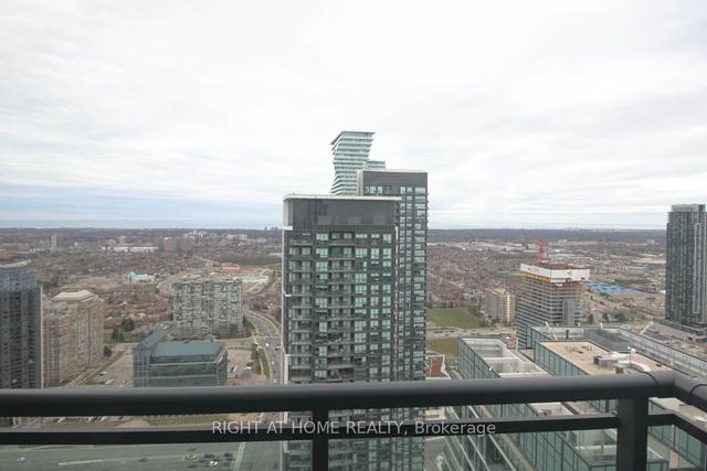 4503 - 4070 Confederation Pkwy, Condo with 1 bedrooms, 1 bathrooms and 1 parking in Mississauga ON | Image 2