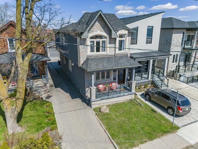 1072 Briar Hill Ave, House detached with 3 bedrooms, 4 bathrooms and 4 parking in Toronto ON | Image 35