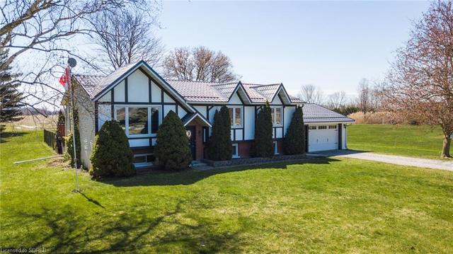 1650 3rd Concession Road, House detached with 4 bedrooms, 2 bathrooms and 7 parking in Norfolk County ON | Image 1