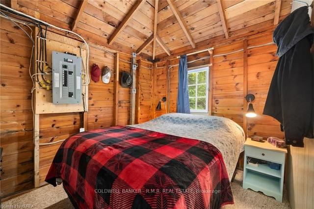 75 Mcguire Beach Rd, House detached with 2 bedrooms, 1 bathrooms and 6 parking in Kawartha Lakes ON | Image 13
