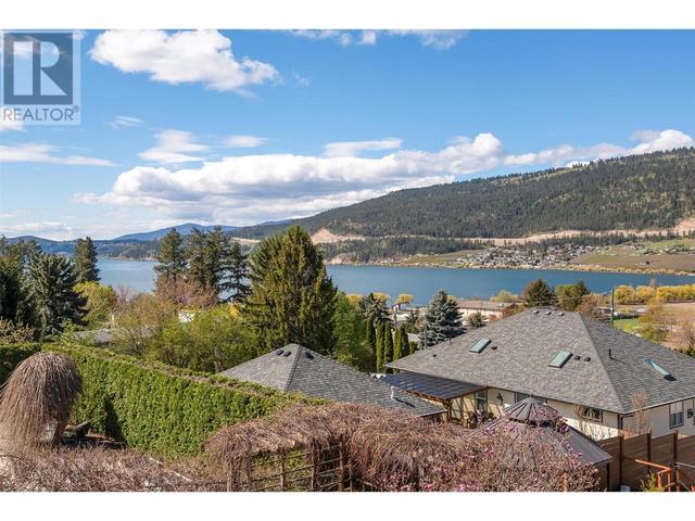 15718 Greenhow Road, House detached with 3 bedrooms, 2 bathrooms and 5 parking in Lake Country BC | Image 12