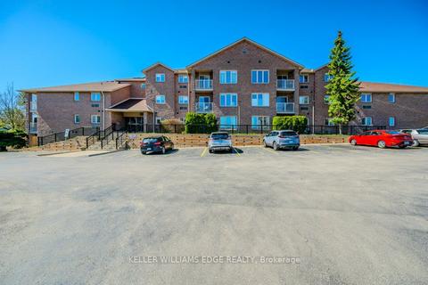 57 - 3050 Pinemeadow Dr, Condo with 2 bedrooms, 2 bathrooms and 1 parking in Burlington ON | Card Image