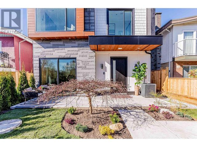 1 - 1019 39th Avenue, House detached with 3 bedrooms, 4 bathrooms and 1 parking in Vancouver BC | Image 30
