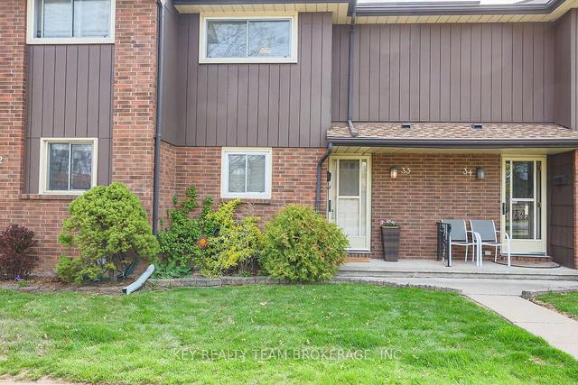 33 - 64 Forster St, Townhouse with 3 bedrooms, 2 bathrooms and 1 parking in St. Catharines ON | Image 23