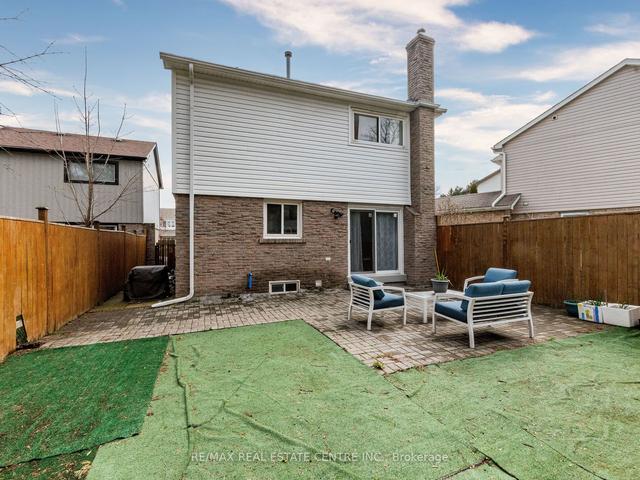 2645 Treviso Crt, House detached with 3 bedrooms, 3 bathrooms and 4 parking in Mississauga ON | Image 27