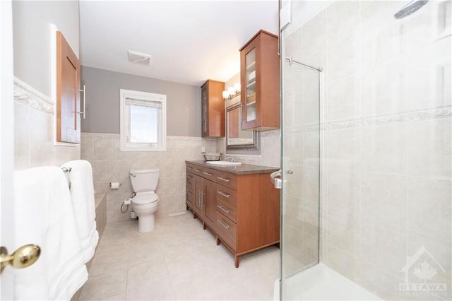 77 Merner Avenue, House detached with 3 bedrooms, 3 bathrooms and 3 parking in Ottawa ON | Image 15