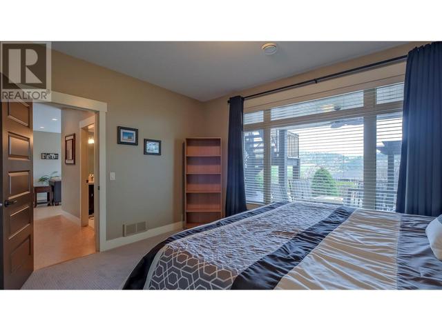 732 Traditions Crescent, House detached with 4 bedrooms, 2 bathrooms and 3 parking in Kelowna BC | Image 50