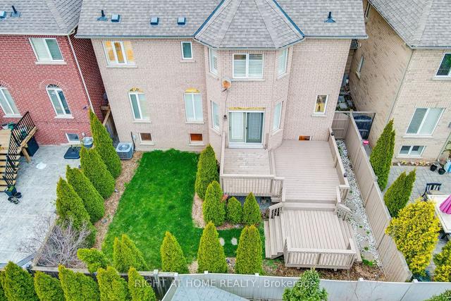 3456 Rebecca St, House detached with 4 bedrooms, 5 bathrooms and 4 parking in Oakville ON | Image 35