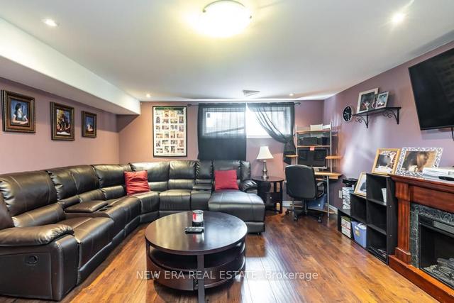 1362 Cawthra Rd, House detached with 3 bedrooms, 2 bathrooms and 8 parking in Mississauga ON | Image 25
