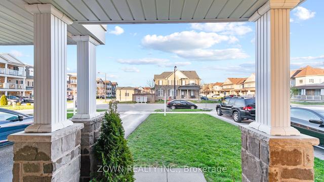 1777 Carousel Dr, House attached with 3 bedrooms, 4 bathrooms and 3 parking in Pickering ON | Image 23