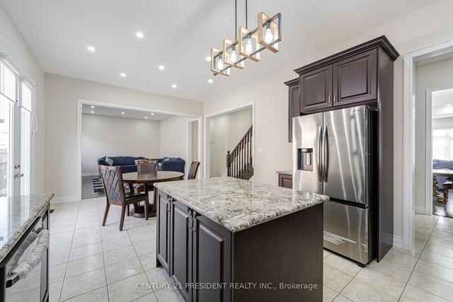 10 Poco St, House detached with 4 bedrooms, 5 bathrooms and 6 parking in Brampton ON | Image 5