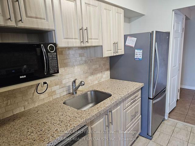 1205 - 50 Kingsbridge Garden Circ, Condo with 2 bedrooms, 2 bathrooms and 1 parking in Mississauga ON | Image 35