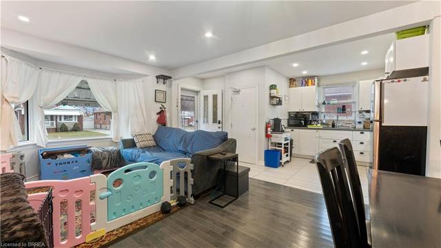 266 East 34th Street, House detached with 3 bedrooms, 2 bathrooms and 6 parking in Hamilton ON | Image 25