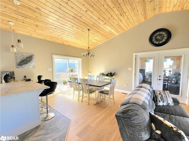 157 Hilton's Point Road Road, House detached with 4 bedrooms, 2 bathrooms and 4 parking in Kawartha Lakes ON | Image 11