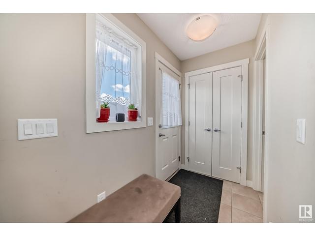 17070 38 St Nw Nw, House semidetached with 3 bedrooms, 2 bathrooms and null parking in Edmonton AB | Image 16