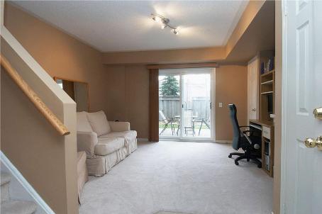 38 - 50 Strathaven Dr, Townhouse with 3 bedrooms, 2 bathrooms and 1 parking in Mississauga ON | Image 7