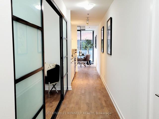 405 - 15 Beverley St, Condo with 1 bedrooms, 2 bathrooms and 1 parking in Toronto ON | Image 9