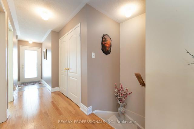 4 - 3985 Eglinton Ave W, Townhouse with 2 bedrooms, 2 bathrooms and 1 parking in Mississauga ON | Image 7
