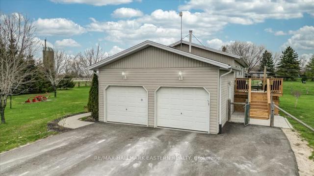 717 St. Lukes Rd, House detached with 3 bedrooms, 2 bathrooms and 9 parking in Kawartha Lakes ON | Image 25