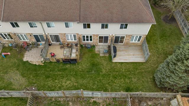 30 - 430 Mapleview Dr E, Townhouse with 3 bedrooms, 2 bathrooms and 2 parking in Barrie ON | Image 16