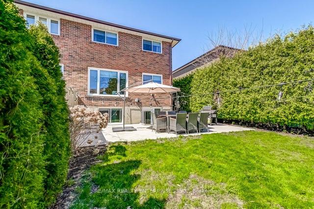 626 Tedwyn Dr, House semidetached with 3 bedrooms, 3 bathrooms and 3 parking in Mississauga ON | Image 27