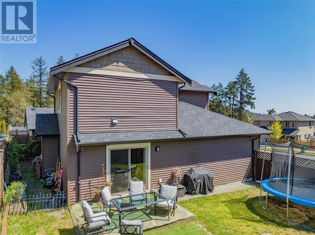2000 Swordfern Rd, House detached with 3 bedrooms, 3 bathrooms and 2 parking in Nanaimo BC | Image 77