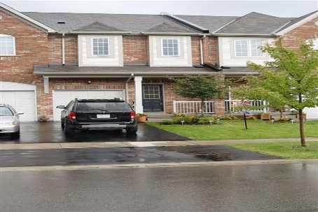 101 Telegraph Dr, House attached with 3 bedrooms, 3 bathrooms and 1 parking in Whitby ON | Image 1