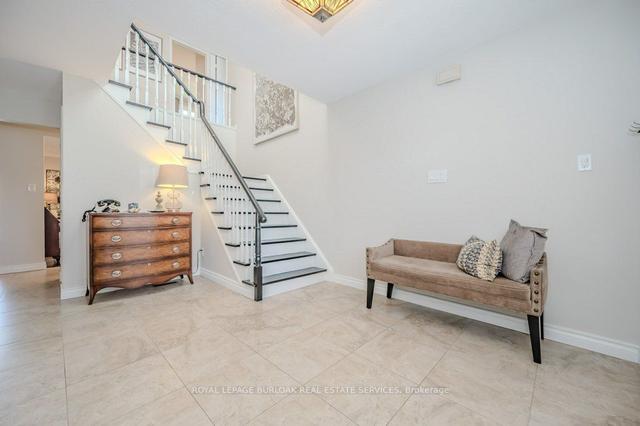 573 Barons Crt, House detached with 4 bedrooms, 4 bathrooms and 6 parking in Burlington ON | Image 12