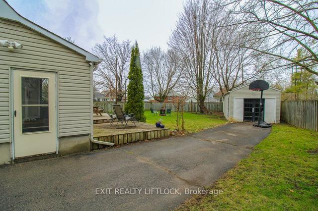 438 Hamilton St, House detached with 4 bedrooms, 2 bathrooms and 3 parking in Peterborough ON | Image 16