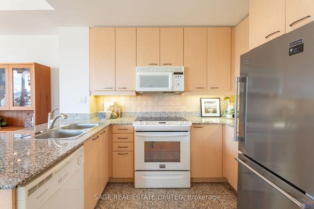 412 - 88 Palace Pier Crt, Condo with 2 bedrooms, 2 bathrooms and 1 parking in Toronto ON | Image 25