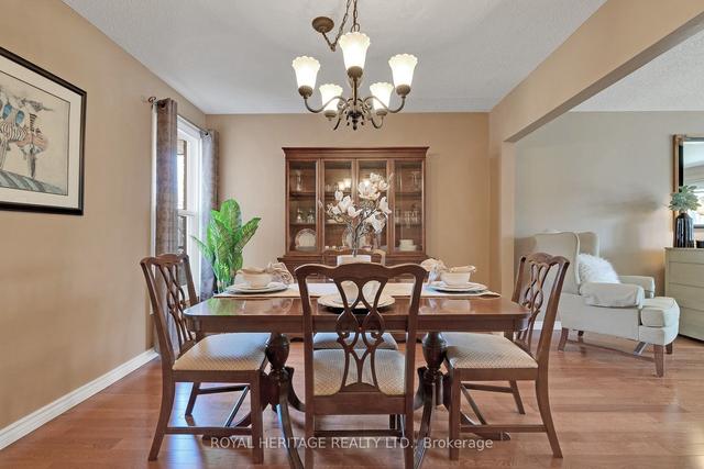 48 Barley Mill Cres, House detached with 3 bedrooms, 2 bathrooms and 6 parking in Clarington ON | Image 3