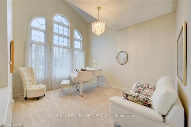 2205 Galloway Dr, House detached with 5 bedrooms, 5 bathrooms and 9 parking in Oakville ON | Image 33