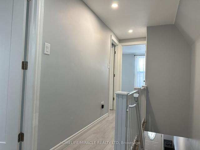 26 Fraser Ave, House detached with 3 bedrooms, 2 bathrooms and 1 parking in Hamilton ON | Image 27